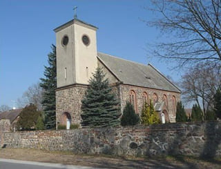 Kirche in NEUENDORF IM SANDE